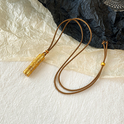 Gold-Plated Necklace for Women, Vintage Fashion Versatile Pendant with a High-End Design Sweater Chain Clothing Accessory
