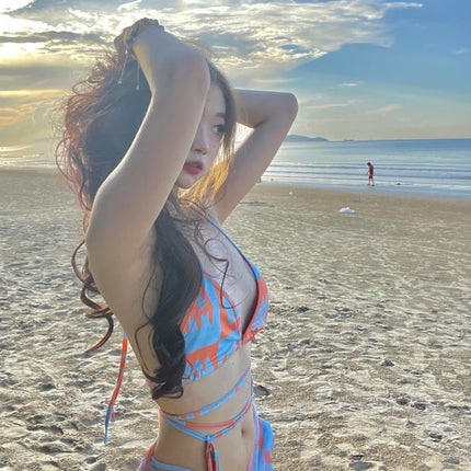 2025 New Swimsuit Slimming Split Sexy Halter Strap Two-Piece Beach Hot Girl Hot Spring Ins Style