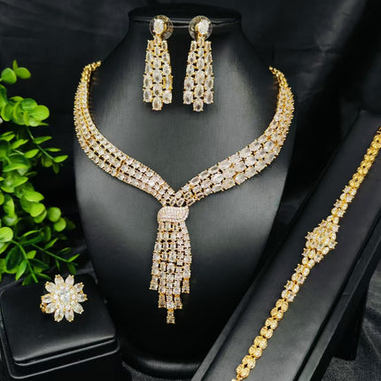 Brilliant Diamond-Filled Bridal Wedding Attire, Wedding Jewelry Set with Zircon Tassels, Jewelry Necklace, Earrings, Ring, Four-Piece Set