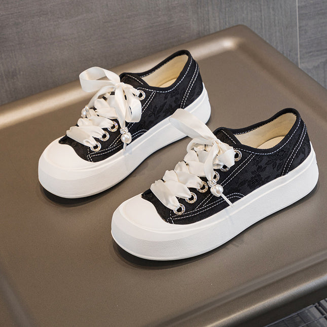 2024 Spring and Summer New White Shoes Lace-up Satin Casual Large Size Board Shoes 4143 Thick Sole Increased Soft Sole German Training Shoes