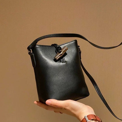 High-Quality Dragon-Embellished Fashionable Bamboo Bucket New Handbag Lightweight Mobile Phone Bag Single-Shoulder Mommy Portable Women's Bag Trendy