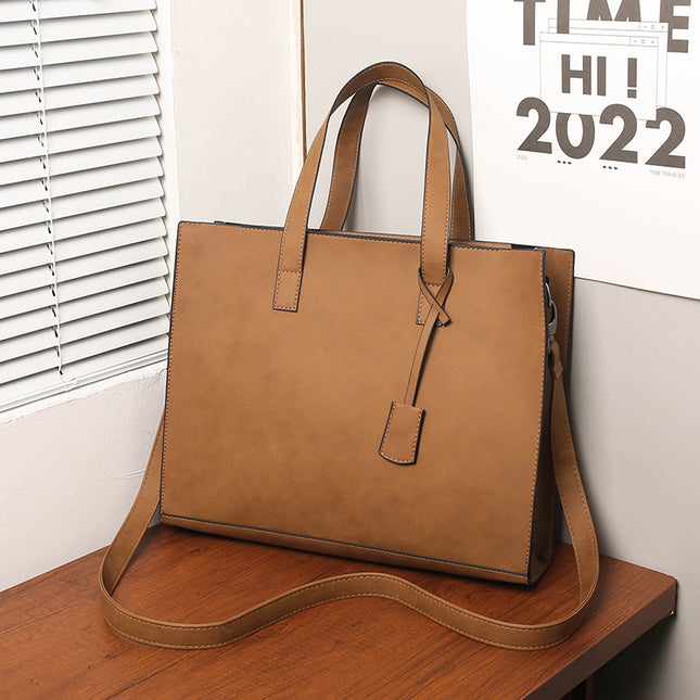 Men's bag 2022 new men's briefcase business handbag fashion vintage printing office computer bag wholesale