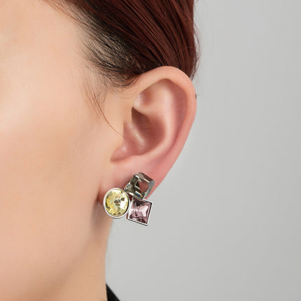 Retro high-grade geometric crystal stud earrings light luxury fashion niche unique silver needle earrings classic hot earrings