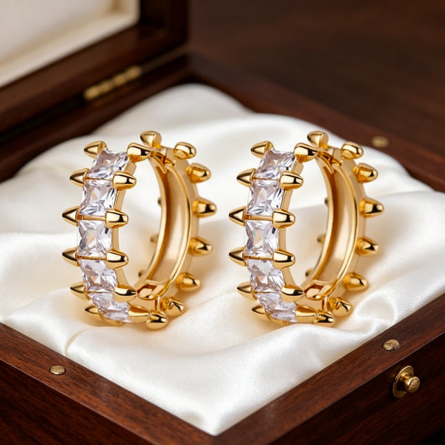 European and American Niche Earrings Design Light Luxury High-End Earrings for Women Summer Simple and Versatile Copper Gold-Plated Earrings Wholesale