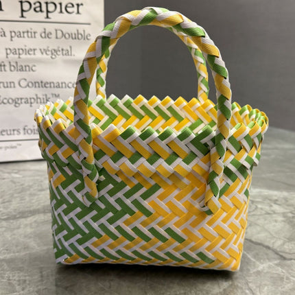 Plastic Woven Bow Bag / Sac Tressé Nœud Plastique