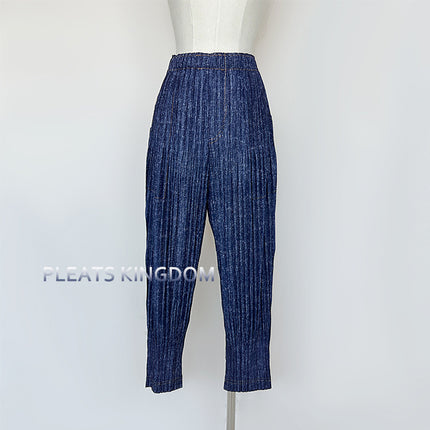 2024 New Korean Denim Two-piece Women's Clothing Nordic Casual Women's Clothing Lightweight Comfortable Age-reducing Slimming Commuter Wear