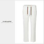 White / M