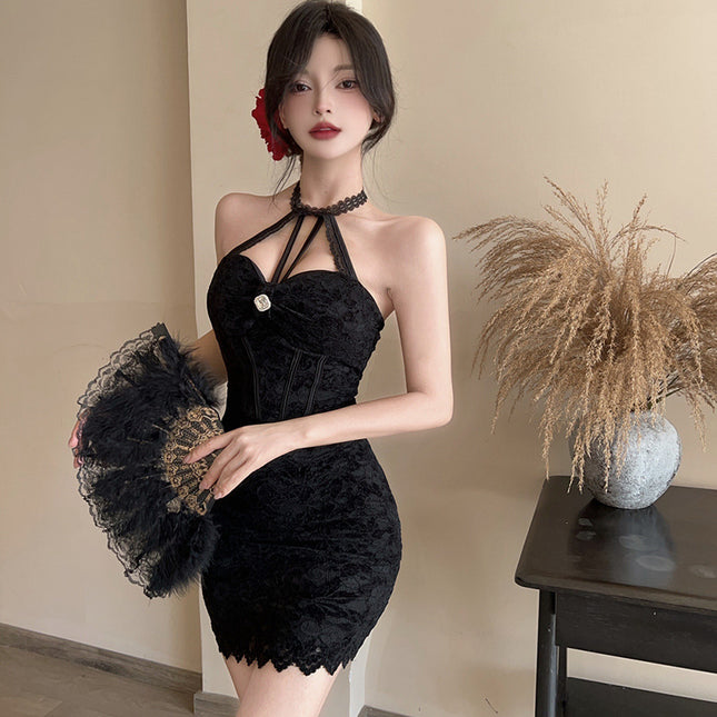 French Style Pure Sexy Neck Shoulder Strap dress 2025 Summer New Lace Crochet Hip Pencil Skirt