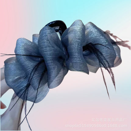 SOURCE manufacturer TikTok popular feather mesh bubble fluffy cloud large grip back head Princess head shark clip
