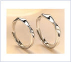 j1825 / Opening adjustable