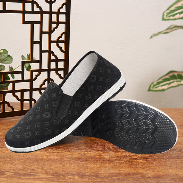 Wholesale new old Beijing cloth shoes men's casual shoes breathable non-slip wear-resistant pedal driving shoes black cloth shoes