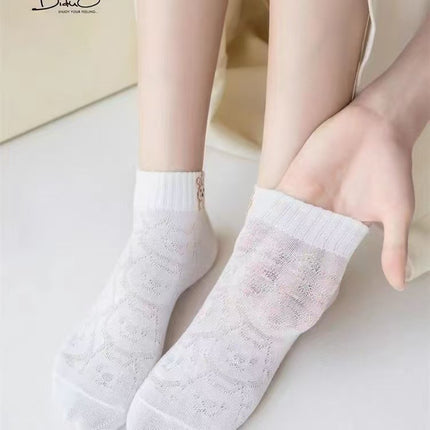 Women's Socks, Spring and Autumn Thin Style, Summer Breathable Short Socks for Girls, Sweat-Absorbent White Socks, Casual Versatile Socks from Zhuji