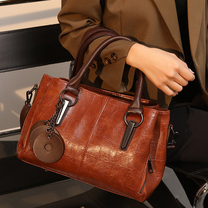 Hong Kong 2025 New Retro Contrast Color Personalized Hand-Held Crossbody Three-Layer Large Capacity Pillow Bag Women's Bag