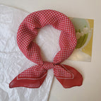 Comparable to small grids red / 58x58cm