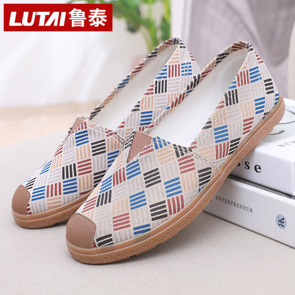 Lu Tai Mom Shoes Flat Shoes Cloth Shoes Women's Shoes Soft Sole Not Tired Foot Slip-on Casual Shoes Single Shoes Elderly Shoes