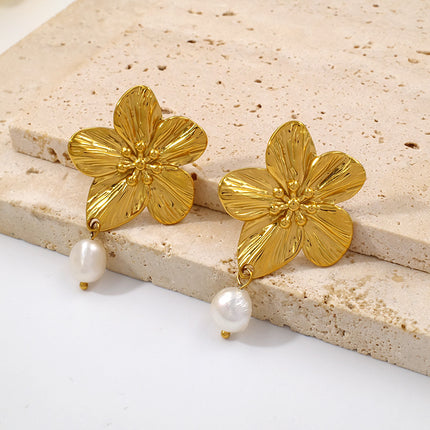 Flower European and American French Retro Earrings High-End Niche Electroplated Large Circle Titanium Steel Earrings Earrings Wholesale Camellia