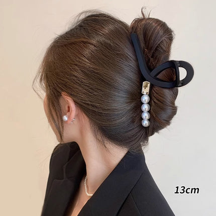 2025 New Style Hair Claw Clip for Women, Large Size for Thick Hair, Hairpin for the Back of the Head, Shark Clip, Versatile Heart-Shaped Hair Accessory
