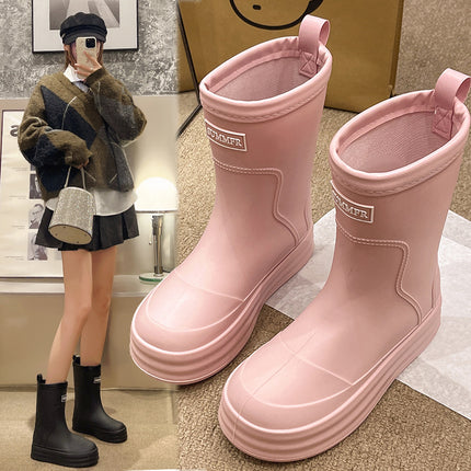 New Fashion Rain Boots Women's Outer Wear Middle Tube Non-slip Rain Boots Student Fashion Lightweight Waterproof Shoes Thick Sole Outdoor Rubber Shoes