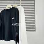Black / M
