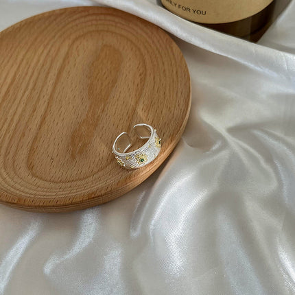 Cloth Style Retro Green Sparkling Diamond Starburst Ring Women's Ring Niche Design 2024 New Trendy Korean Accessible Luxury