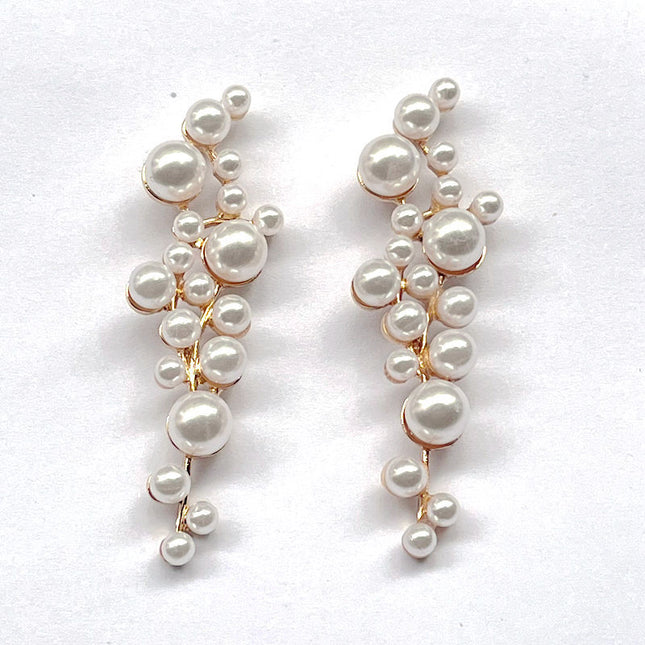 Europe and the United States cross-border trade imitation pearl earrings alloy geometric diamond pearl personality Joker accessories wholesale earrings