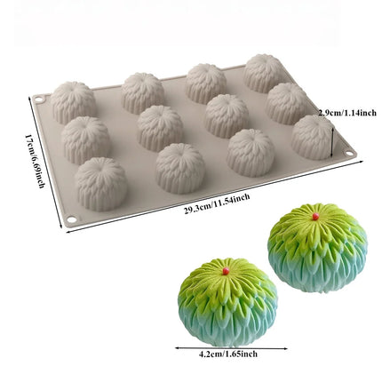 New Arrival 12 Hole Chrysanthemum Silicone Mousse Cake Mold DIY Sweet Flower Bud Mould Jelly Pudding Chocolate Fruit Baking Tool