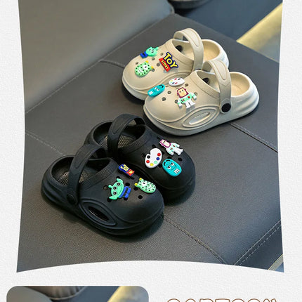 Children's Slippers New Home Girls Baby Indoor Non-slip Boys Cool Slippers Go Out Boys Hole Shoes
