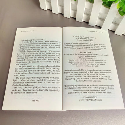 Who Moved My Cheese English Version of The Novel Book English Paperback in English