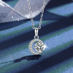 YL-White Moissanite / 1.0ct with box