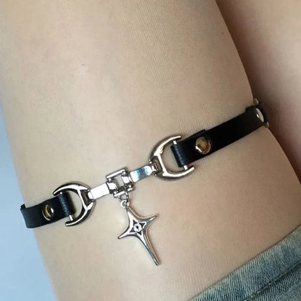 Gothic Cross Star Pendant Choker Nelace for Women Fashion Spicy Girl Punk Chain Y2K Vintage Leather Collar Chain Choker Necklace