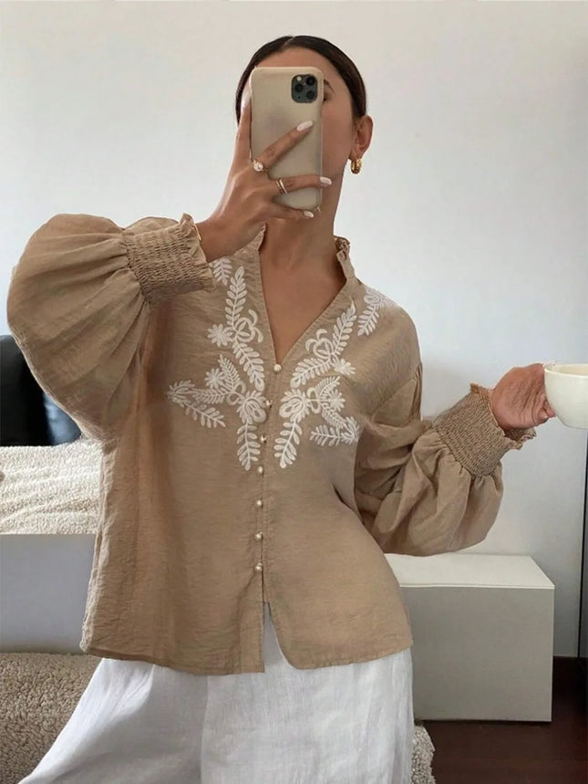 2025 Plus-Size Summer Blouse – Lightweight, Loose-Fitting, Boho-Chic Shirt with Notched Collar, Lace Panels, and Embroidered Flo