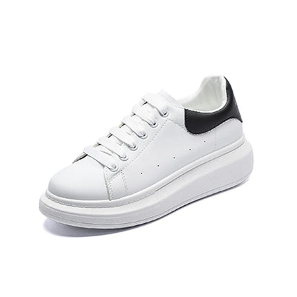 Classic Little White Shoes for Men's Casual Sports Shoes Leather Women Thick bottom Board Shoes Student Sneaker Skate Shoes