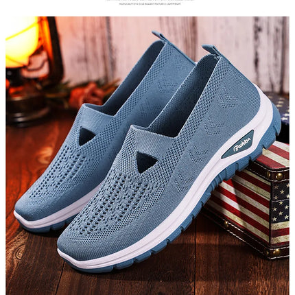 2025 New Mesh Women Vulcanized Shoes High Quality Women Sneakers Slip On Flats Shoes Women Loafers Plus Size 42 Walking Flat