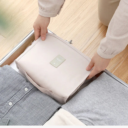 Large Capacity Portable Waterproof Travel Toiletry Bag with Handheld Hook Makeup Storage Bag Dry Wet Separation Cubic Shape