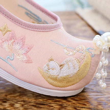 Chasing Moon Hot Sale Of The Season New Style Ming Dynasty Hanfu Shoes National Style Upturned Head Cotton Shoes Ancient Wedding