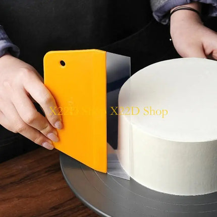 X22D 2pcs Plastic Cake Decorating Spatula Practical Smoothers Kitchen Gadget