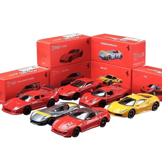 Bburago 1:64 Ferrari Series,SP3 458 599 ENZO F12 SF90 812 Alloy Diecast Models,Mini Simulation Cars Gift Set
