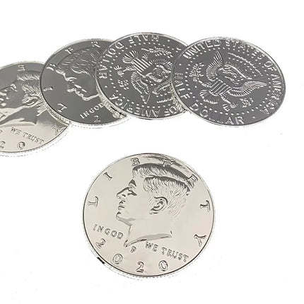 1pc Jumbo Half Dollar Plastic 7.3cm Stage Magic Coin Magic Trick Coin Penetrate Illusion Magia Magician Prop Accessory Copy Coin