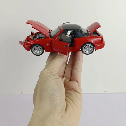 1:32 Mazda MX5 Supercar Alloy Die Cast Toy Car Model Sound and Light Pull Back Toy Collectibles Birthday gift