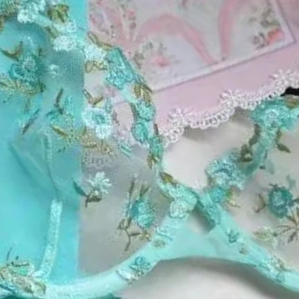 European Women Alluring Sheer Lace Embroidery Underwire Bra, Big Bust Support Minimize Anti‑Sagging Soft Lingerie S‑XL  Bra Set
