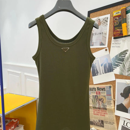 2025 Summer New Women's Simple and Versatile Slim Fit Sleeveless Vest Solid Color Sports Top