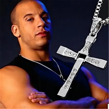 Classic Rhinestone Sliver Color Pendant Men Crystal Jesus Cross Necklace Activity Male Gift Jewelry Wholesale Dropshipping