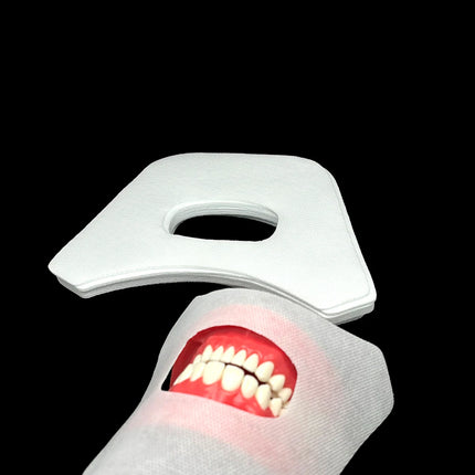 150pcs Dental Mouth Cloth Saliva Pad Lip Protection Mat Teeth Whitening Consumables Face Gauze Mouth Non Woven Material