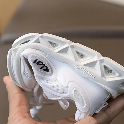 Baby Shoes2023 Spring Autumn New Boys and Girls Light Up Clunky Sneaker Small and Medium-sized Children's Soft Soled Baby Shoes