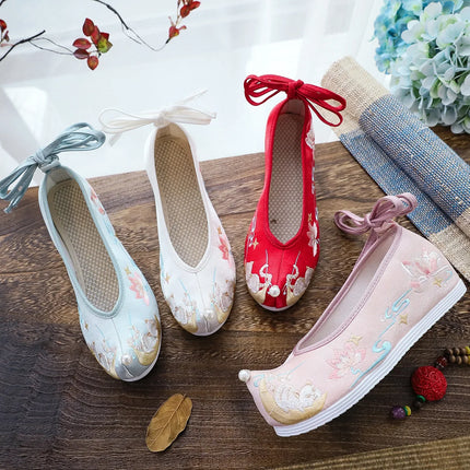 Chasing Moon Hot Sale Of The Season New Style Ming Dynasty Hanfu Shoes National Style Upturned Head Cotton Shoes Ancient Wedding