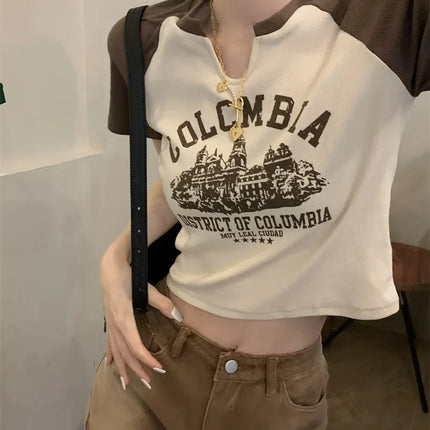 2023 New Summer Women's T-shirt American Style Vintage Design Sensibility Cropped Student Top Trendy V-neck Short Sleeves