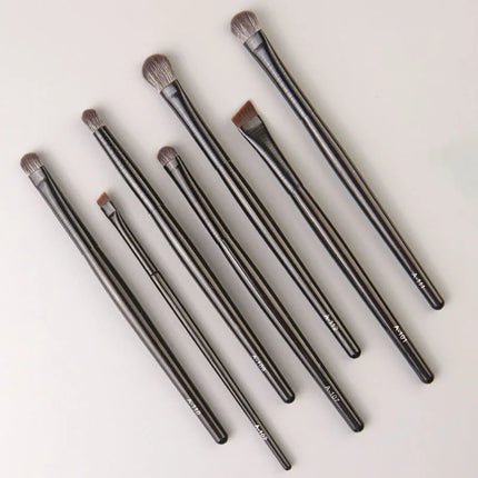 Natural Material Professional Makeup Brush Set Eye Shadow Powder Foundation Blush Contour Shadow Beauty Tool