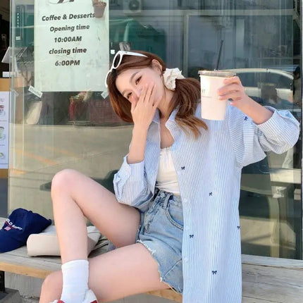 Blue striped long-sleeved shirt jacket for women, Spring 2025 new design, niche, loose and versatile shirt top
