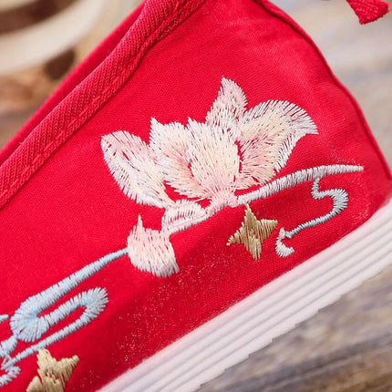 Chasing Moon Hot Sale Of The Season New Style Ming Dynasty Hanfu Shoes National Style Upturned Head Cotton Shoes Ancient Wedding