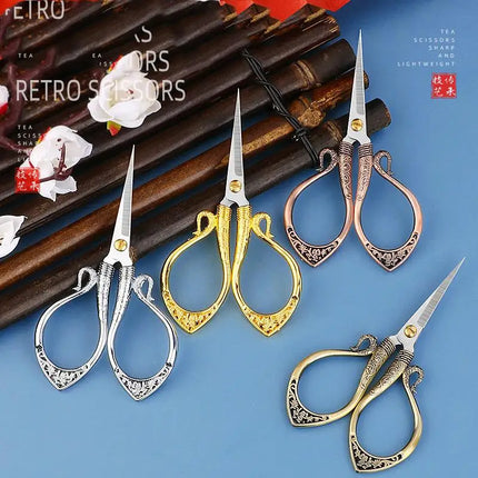 Retro Stainless Steel Sewing Scissors Handmade Cuttings Pointed Tailor Scissors Home Multifunction DIY Sewing Accessories